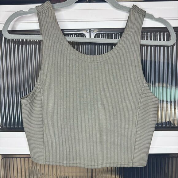 Lululemon Ribbed Softstreme Cropped Tank Top, Nomad, EUC, Size6 - Picture 5 of 6